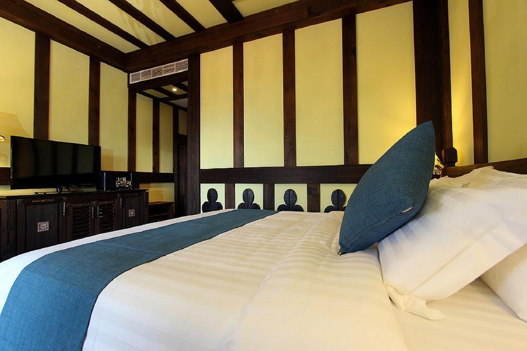 Tudor Dynasty Homestay Yanliau Zimmer foto