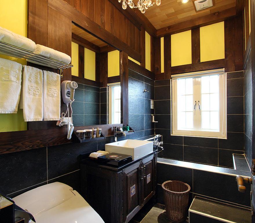 Tudor Dynasty Homestay Yanliau Zimmer foto